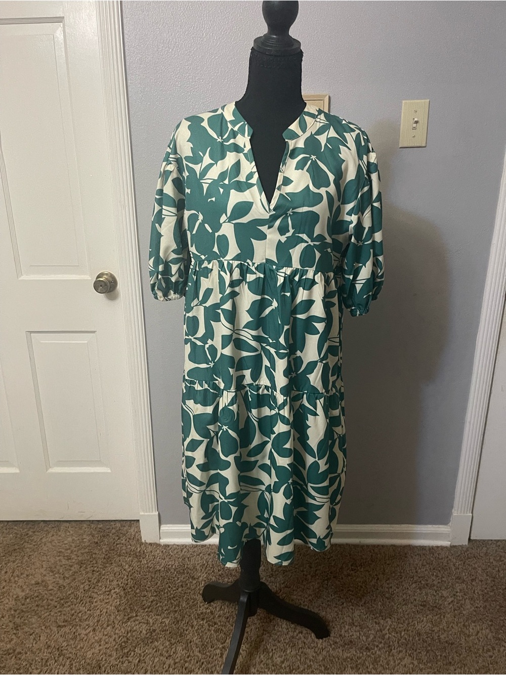 Green and Cream Leaf Print Dress